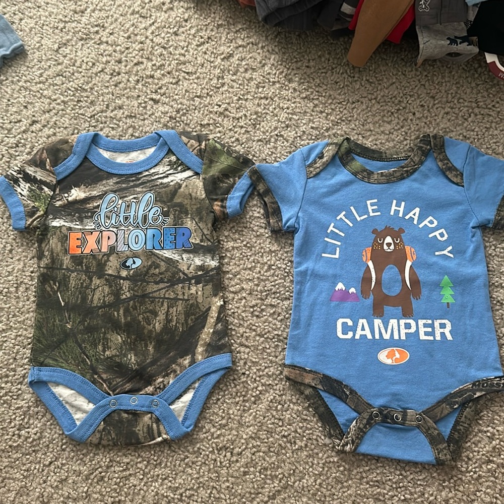mossy oak 0-3 month onesies